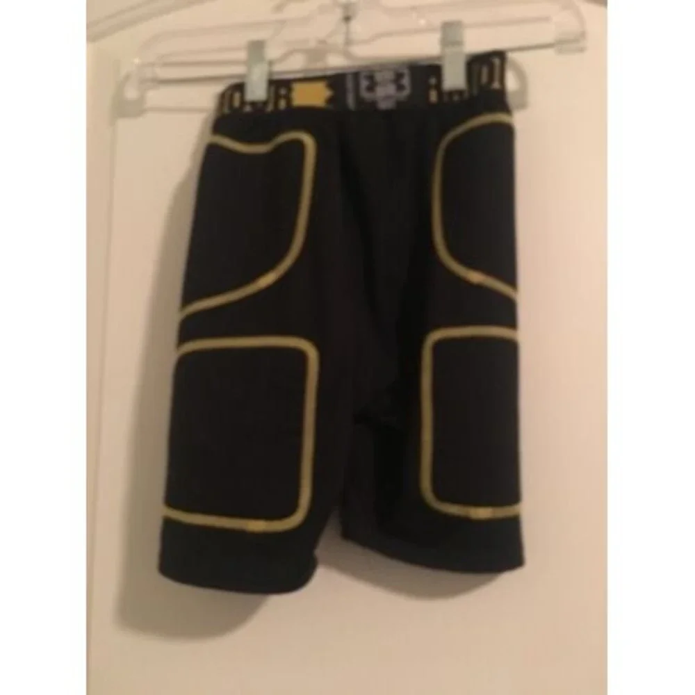 1 Pc Under Armour Youth Boys Black Boxer Brief Compression Fitted Shorts Size L
